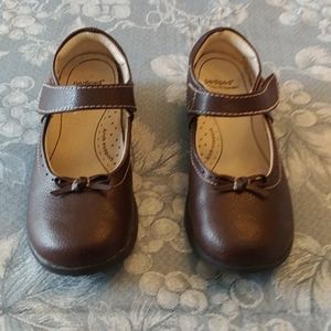 Isabella Girl's Shoes